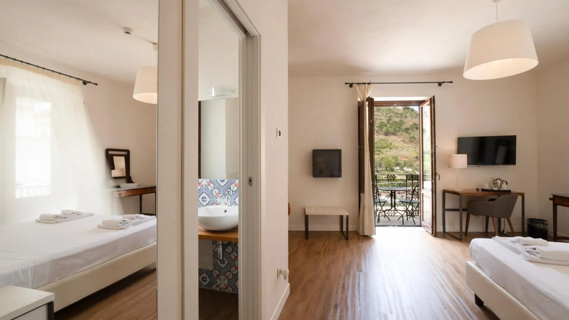 Sopra Le Mura Castellammare del Golfo 3*,