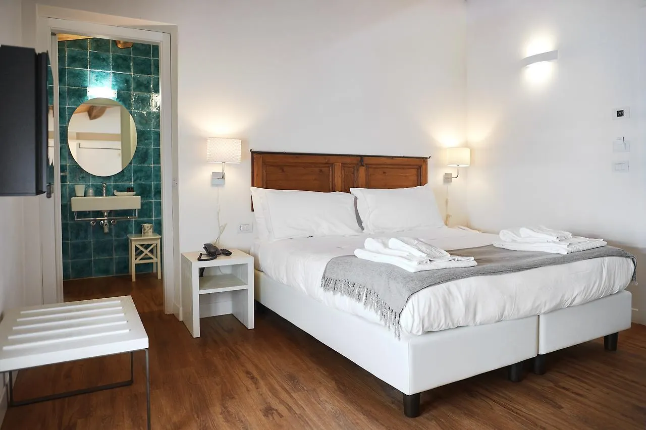 *** Hotel Sopra Le Mura Castellammare del Golfo Italy