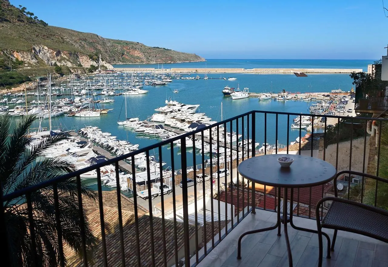 Sopra Le Mura Castellammare del Golfo 3*,  Italy